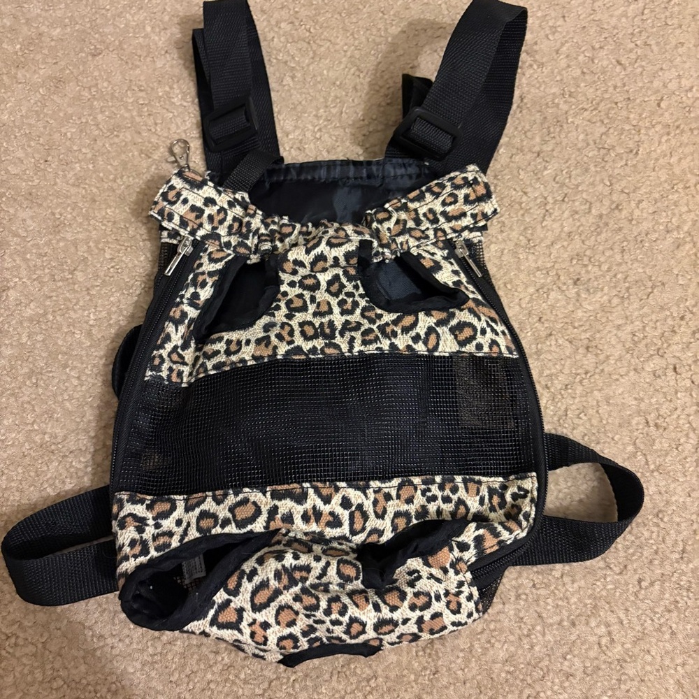 Leopard Print Small dog or cat Pet carrier backpack